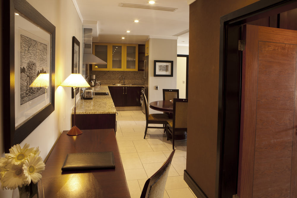 Raphael Suites Johannesburg Exterior foto